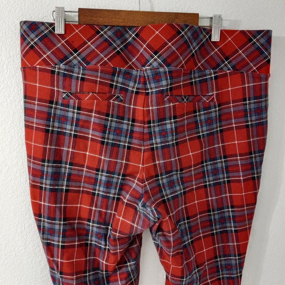 Torrid Pixie 2x Regular Scotch Plaid Leggings Plu… - image 3